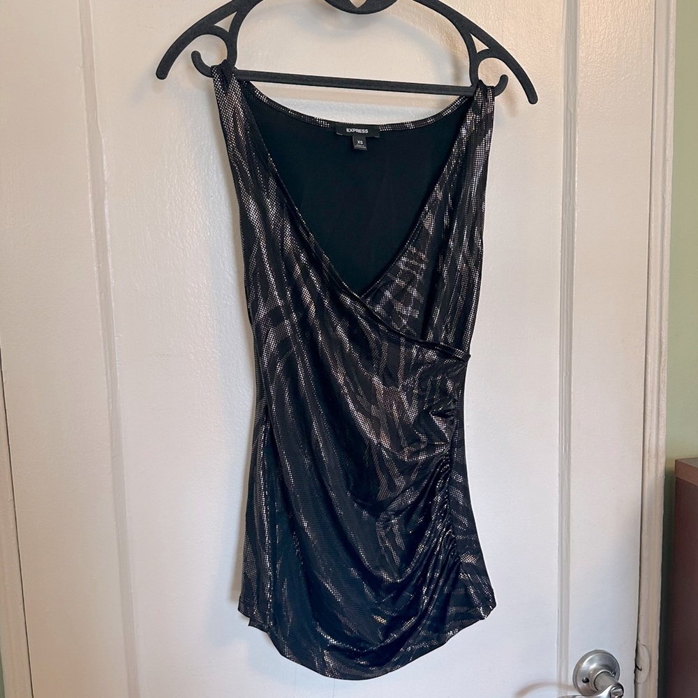 EXPRESS Metallic Animal Print Wrap Surplice V-Neck Tank Top - XS